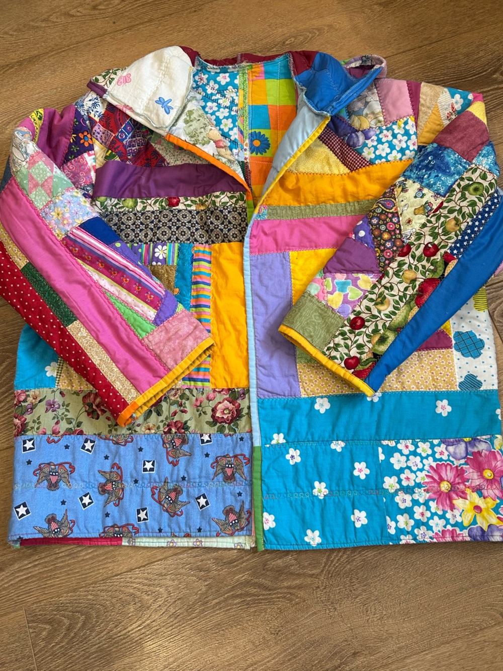 Handmade Patchwork Hooded Quilt Coat - Vibrant Floral & Geometric Design XXL